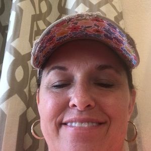 Meet your Posher, Stacy